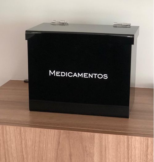 Caixa Medicamentos Baú