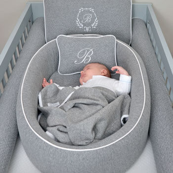 Ninho Redutor de Berço para Bebê Matelasse Soft Touch Cinza