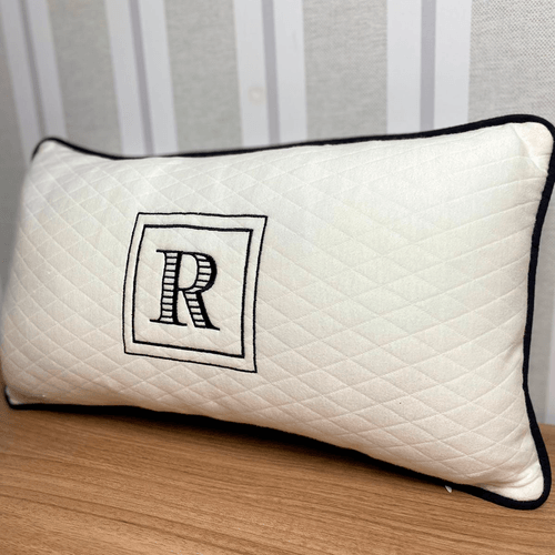 SALE JÁ PERSONALIZADO - R - Almofada decorativa