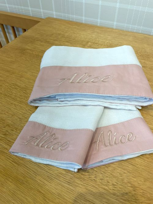 SALE JÁ PERSONALIZADO - Alice - Kit fraldinhas