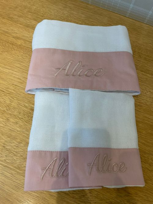 SALE JÁ PERSONALIZADO - Alice - Kit fraldinhas