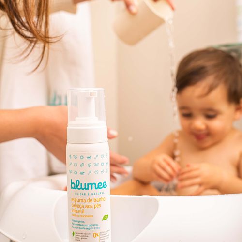 Espuma de Banho Bebê Cabeça aos Pés Blumee 210 ml