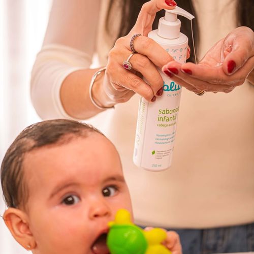 Sabonete Infantil Cabeça aos Pés Blumee 250 ml