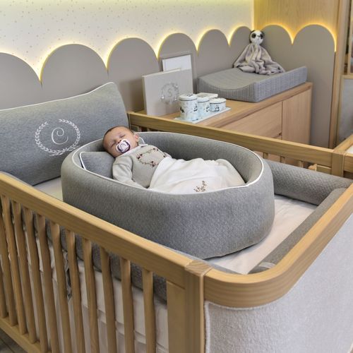 NEW DESIGN! Kit Protetor de Berço Rolinho Matelasse Soft Touch Cinza Flash