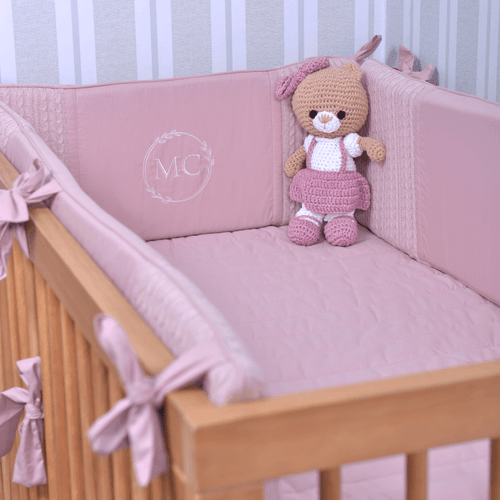 SALE JÁ PERSONALIZADO - MC - Kit Protetor de Berço Tradicional Tricot DUO ROSÉ