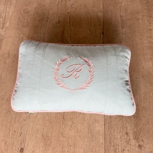 SALE JÁ PERSONALIZADO - R + brasão - Almofadinha mini Linho