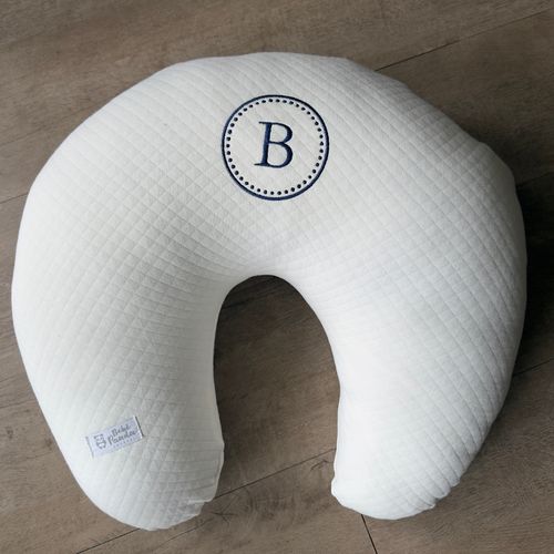 SALE JÁ PERSONALIZADO - Almofada Amamentação Offwhite - B